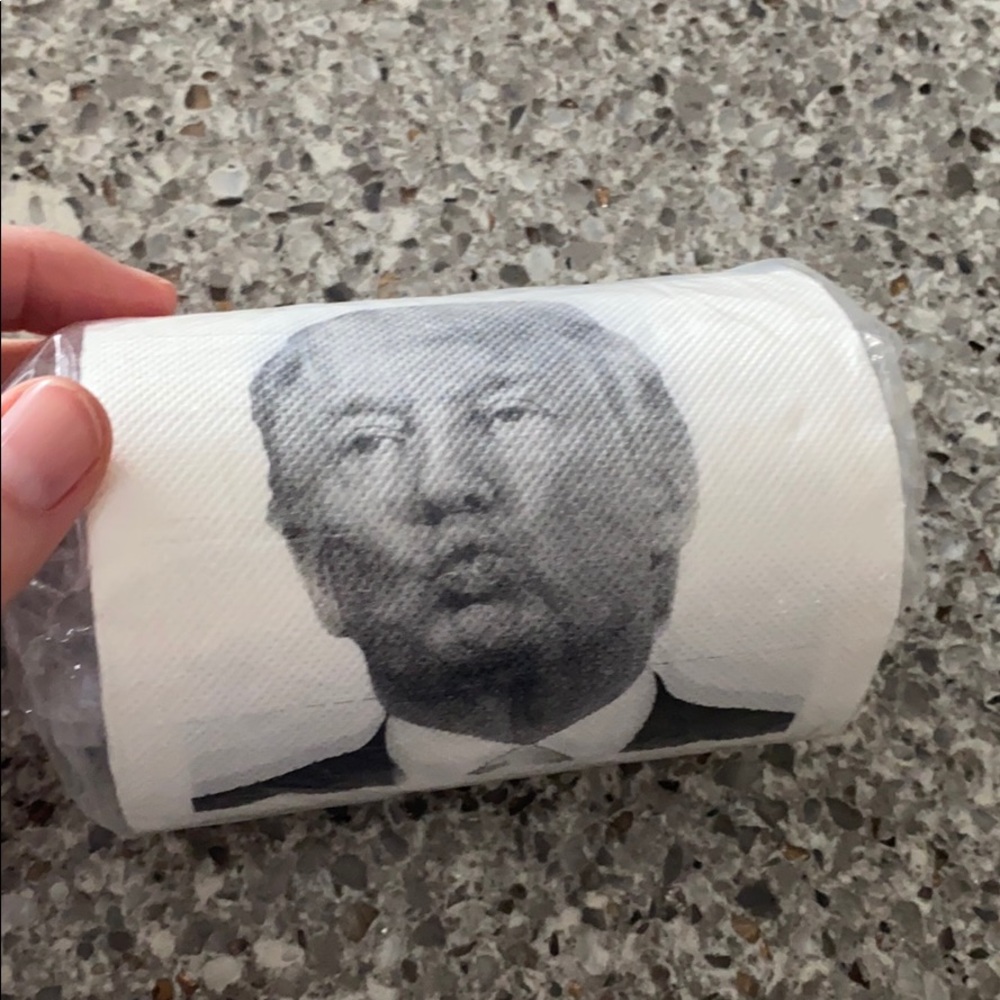 Donald Trump toilet paper